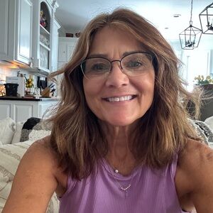 Meet your Posher, Faith